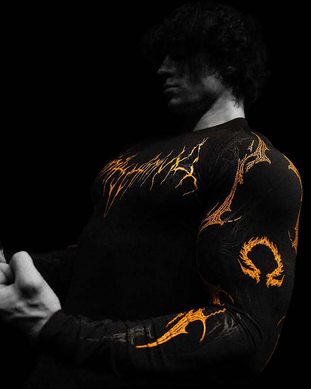 Breathe Divinity Void Tech™ Long sleeve compression – DYNMK FIT