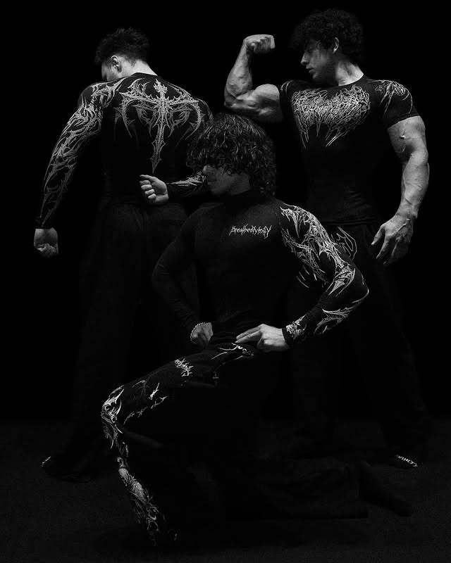 Breathe Divinity Void Tech™ Long sleeve compression