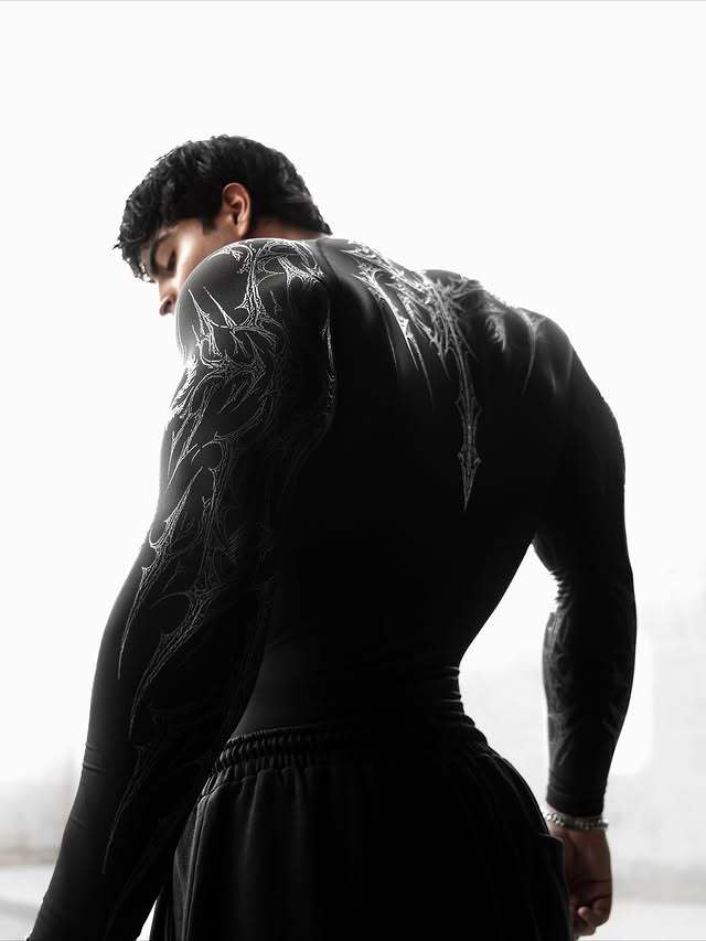 Breathe Divinity Void Tech™ Long sleeve compression