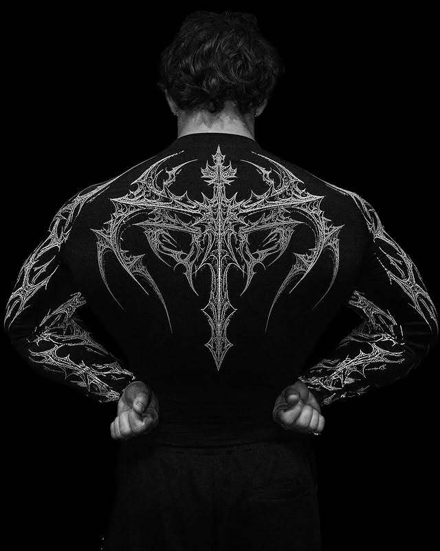 Breathe Divinity Void Tech™ Long sleeve compression – DYNMK FIT